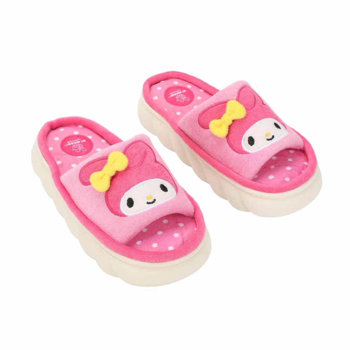 My Melody 3D cloud slides with plush footbed and character design, ideal for lounge wear My Melody 3D cloud slides with plush footbed and character design, ideal for lounge wear