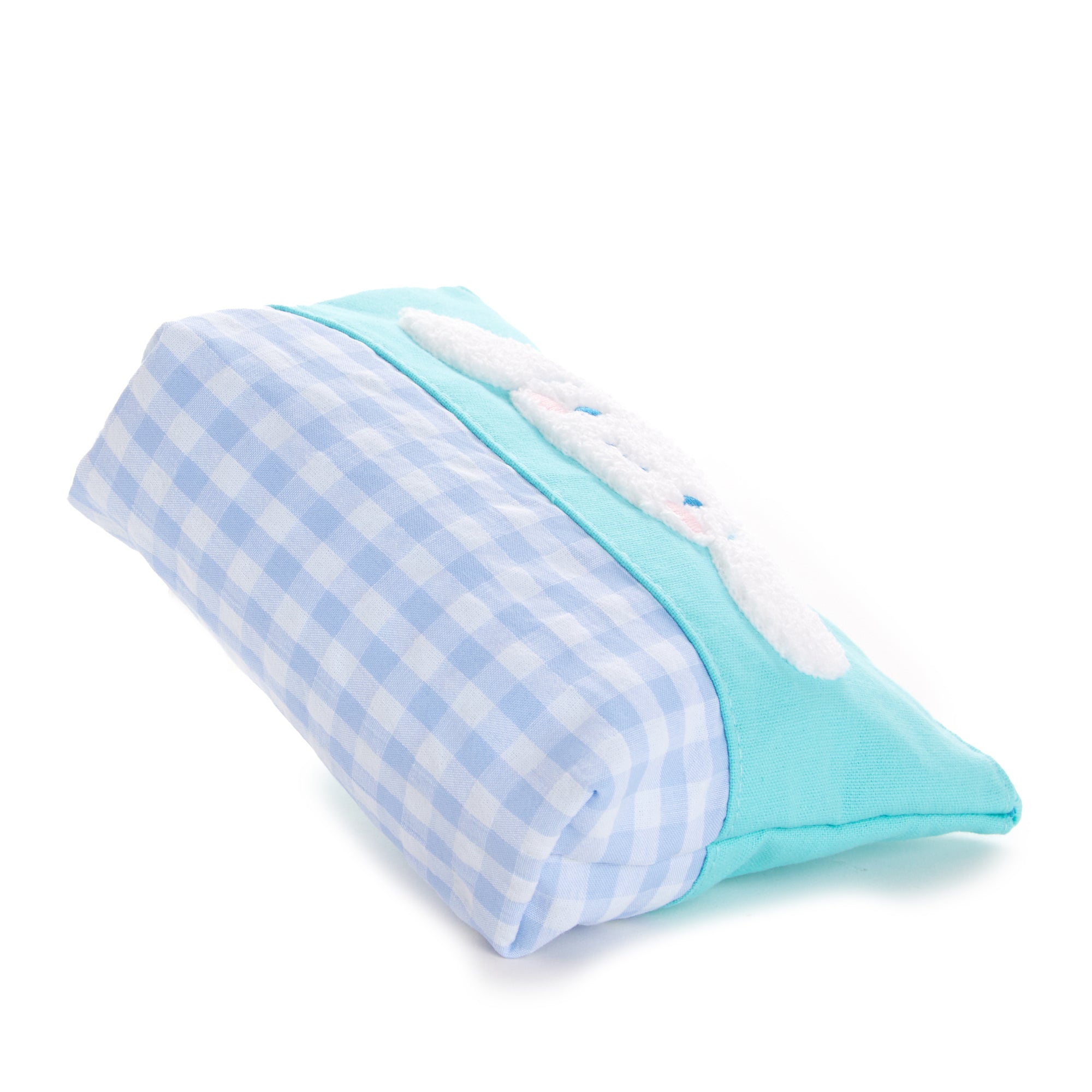 Cinnamoroll pouch displayed on a desk with colorful stationery.