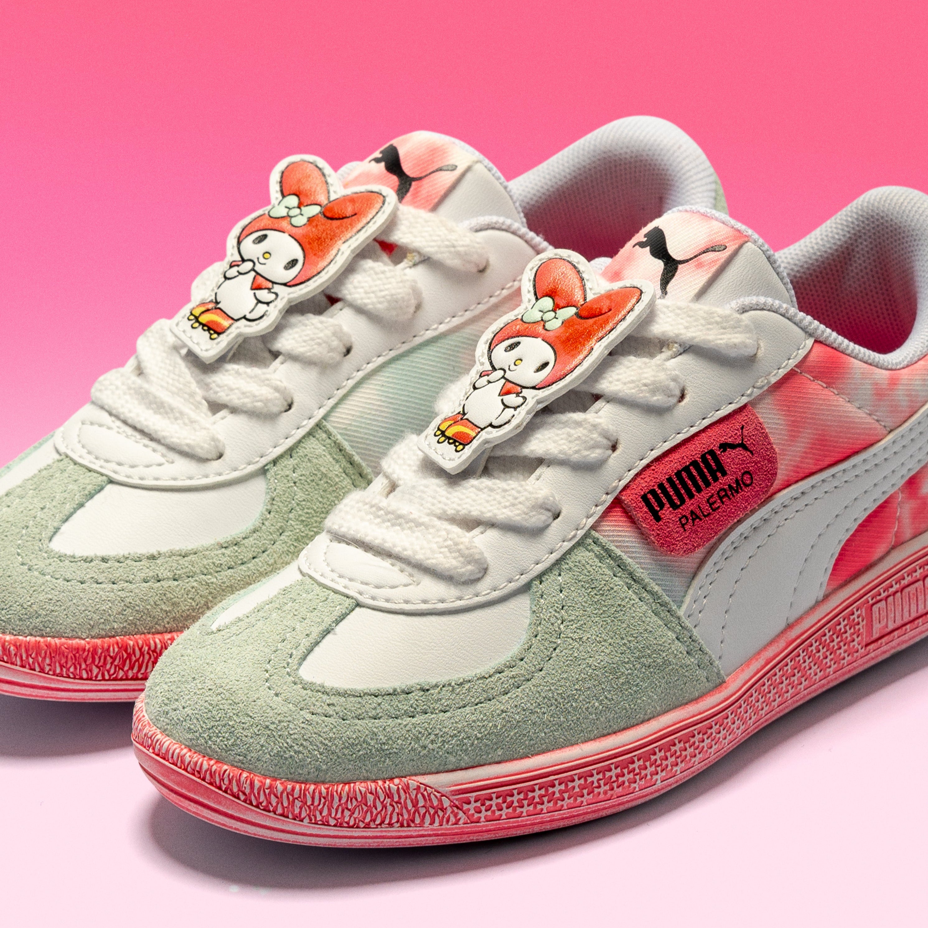 Close-up of the My Melody badge and SOFTFOAM+ cushioning on these kids Hello Kitty sneakers