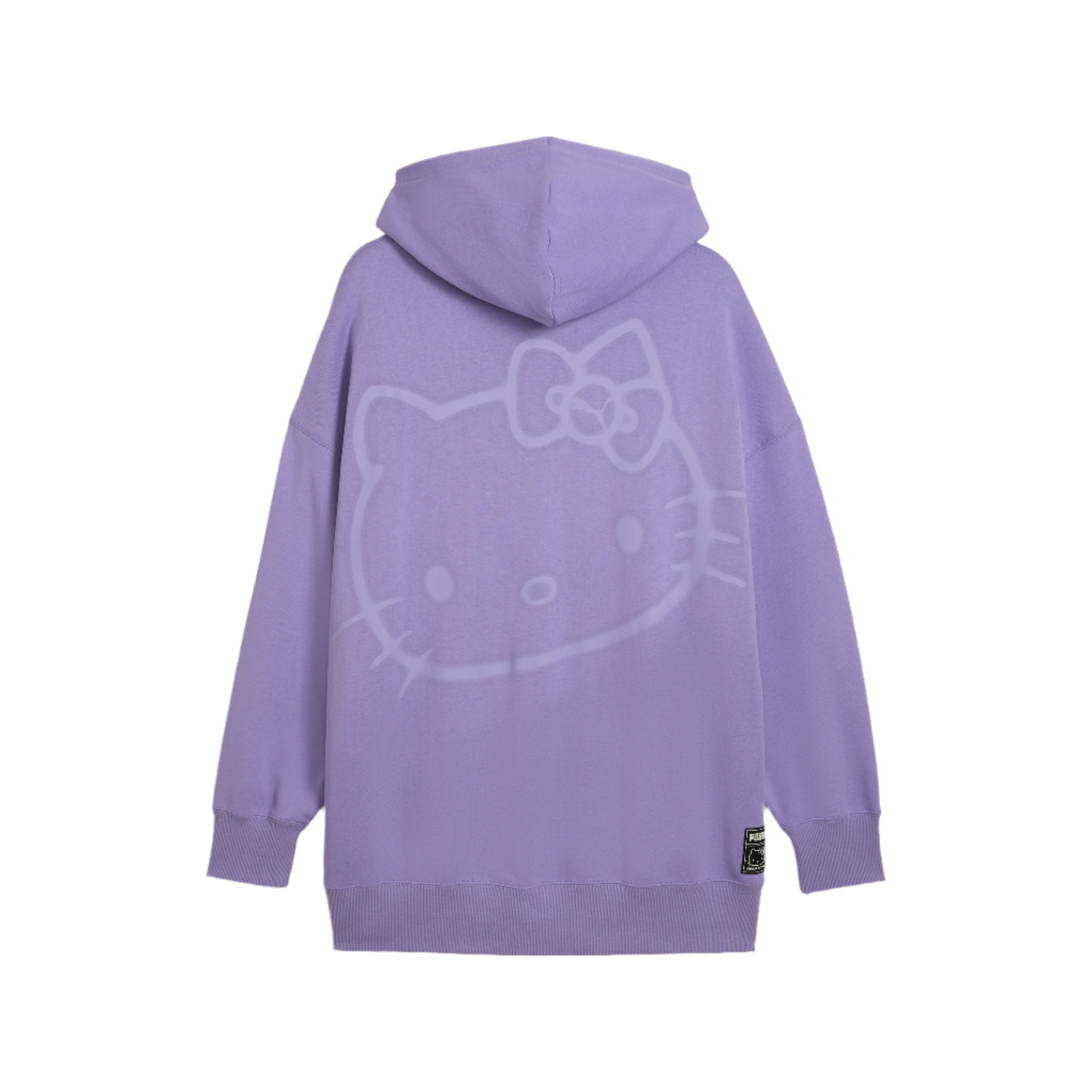 Model wearing lavender oversized hoodie in a casual outdoor setting.