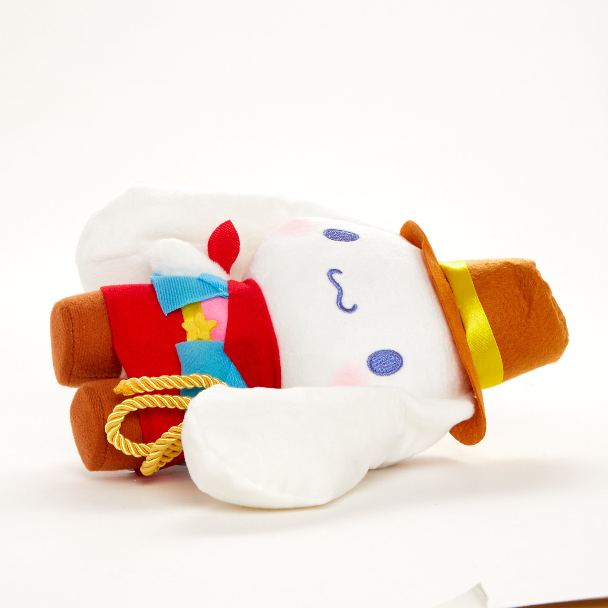 Cinnamoroll big plush toy with matching cowboy hat, back view
