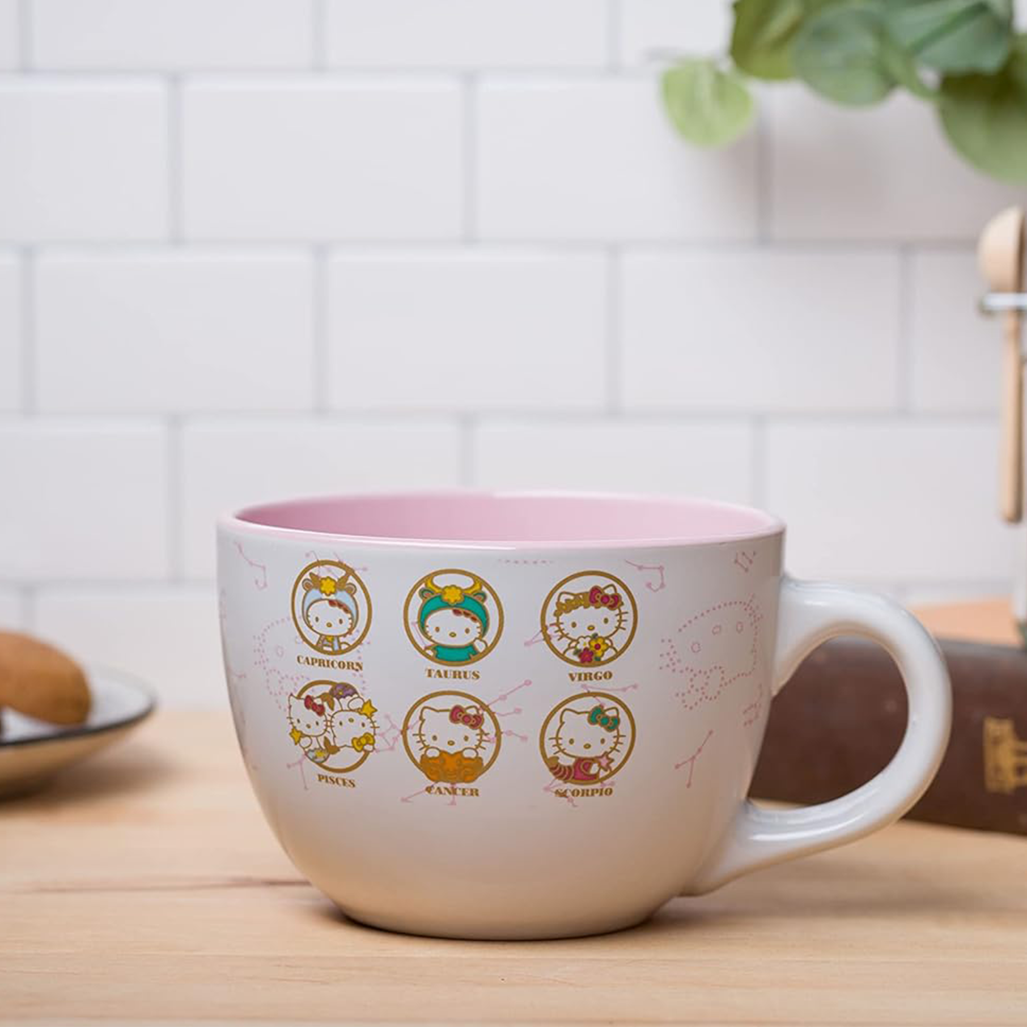 Side angle showing the mug’s 24oz capacity and smooth ceramic finish.