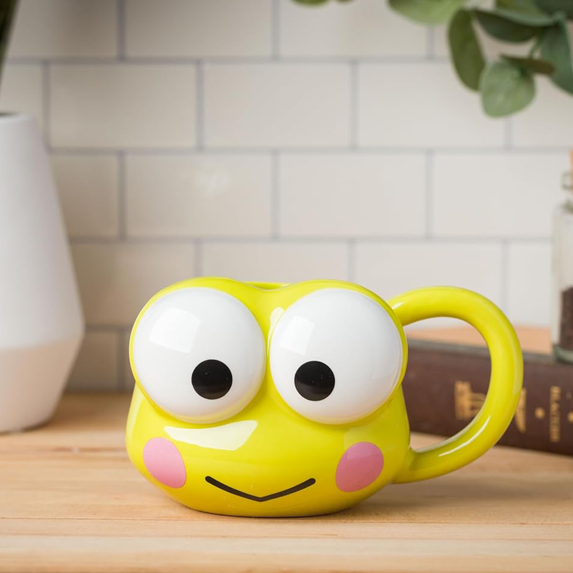 Close-up of the Keroppi mug highlighting its sculpted features, perfect for decoration or everyday use.