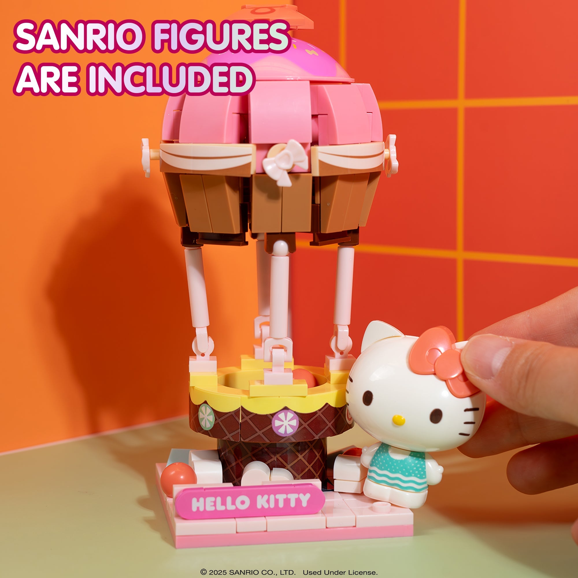 Hello Kitty mini blocks hot air balloon scene