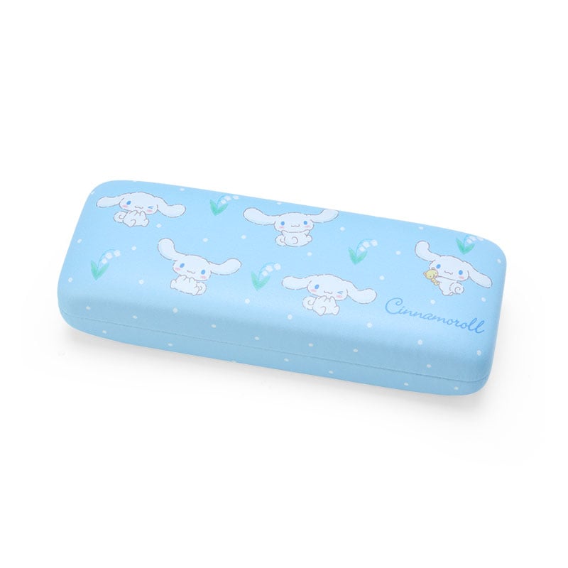 Floral pattern on Cinnamoroll eyeglasses case