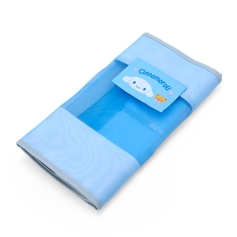 Close-up of Cinnamoroll print and double zipper closure on storage crate