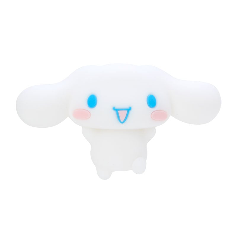 Close-up of the three-dimensional Cinnamoroll character fridge magnet
