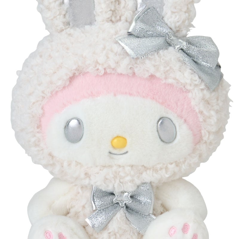 Close-up of the plushs embroidered and applique details for a cute winter look