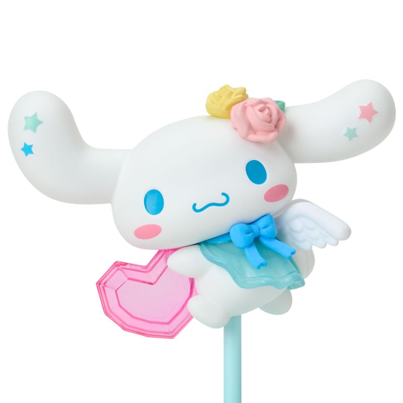 Display box showcasing the Cinnamoroll miniature collectible